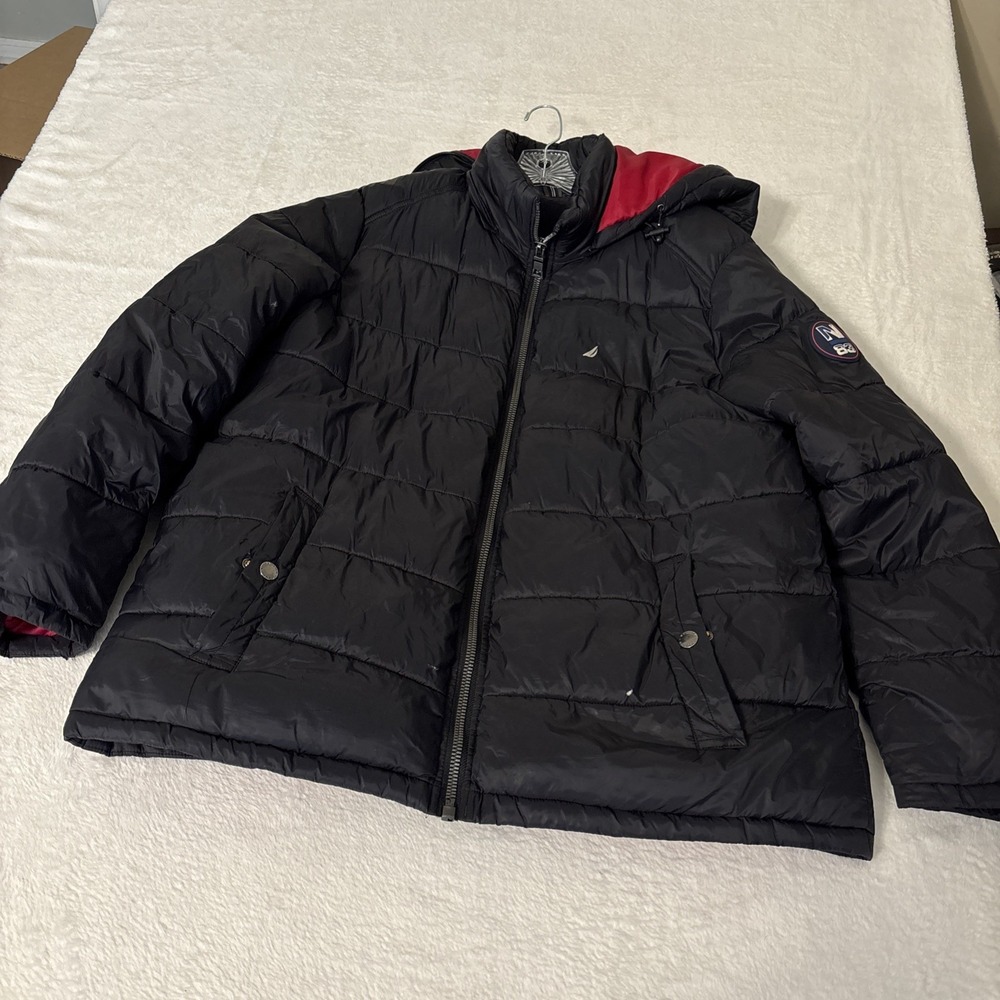 Nautica N83 Mens XL Black Puffer Jacket Hooded Red Lined Logo Patch